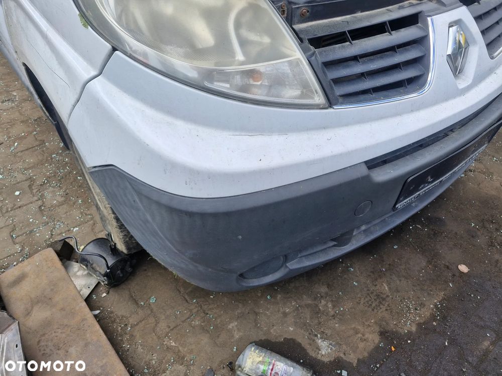 Zderzak przód TRAFIC 2 II BIAŁY - 3