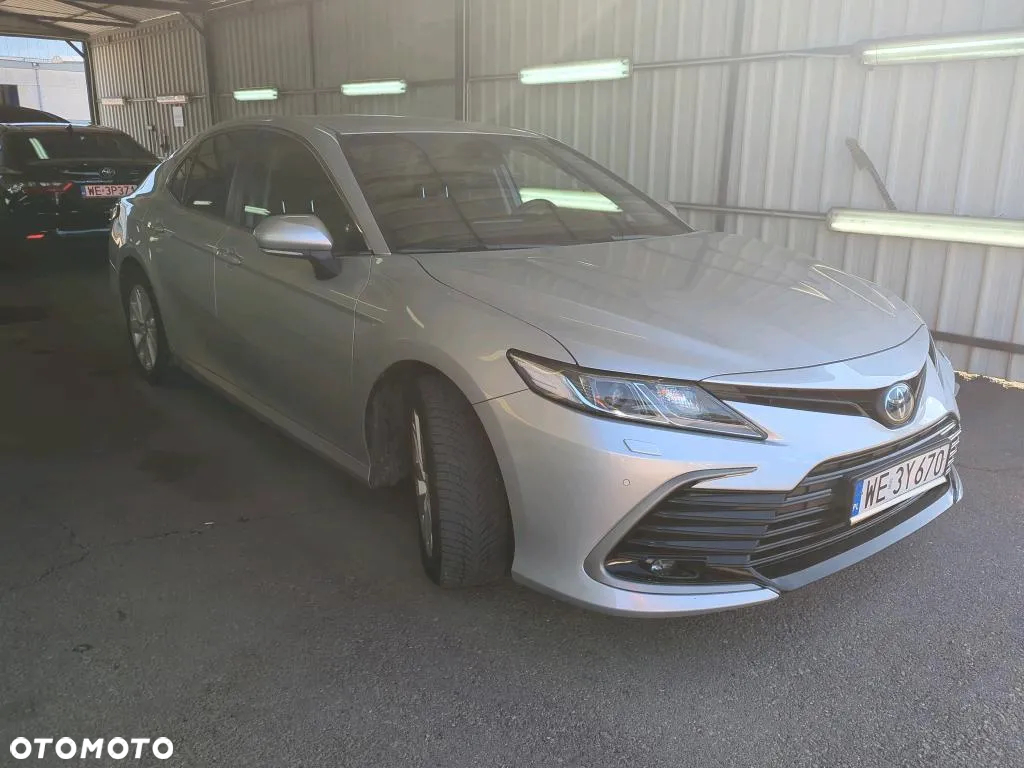Toyota Camry 2.5 Hybrid Comfort CVT - 4