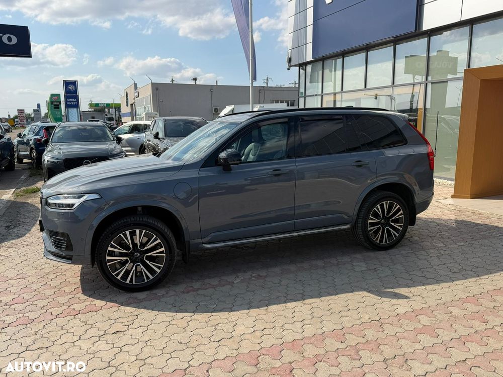 Volvo XC 90 Recharge T8 eAWD R-Design - 4
