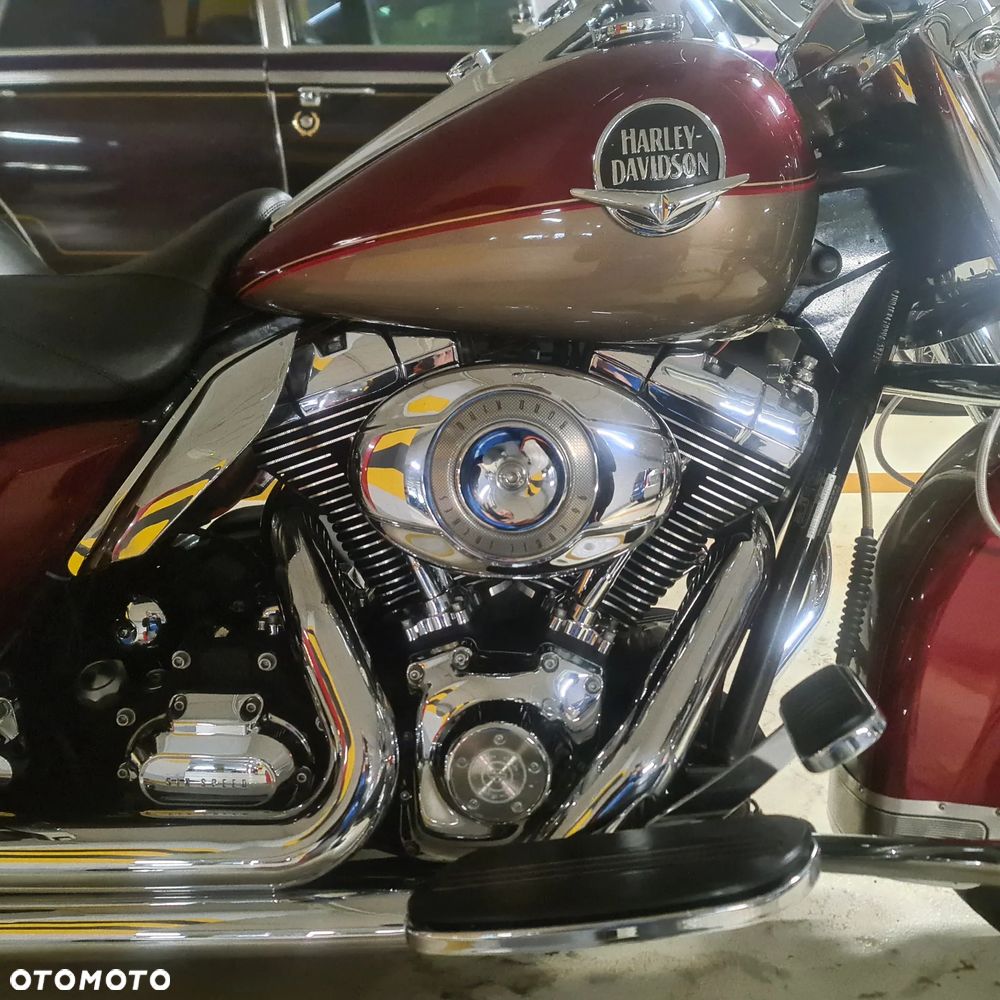 Harley-Davidson Touring Road King - 13