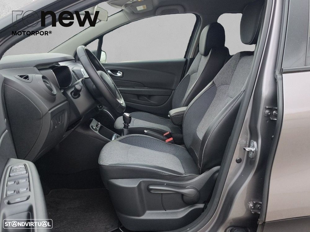 Renault Captur 1.2 TCe Exclusive XMOD - 7