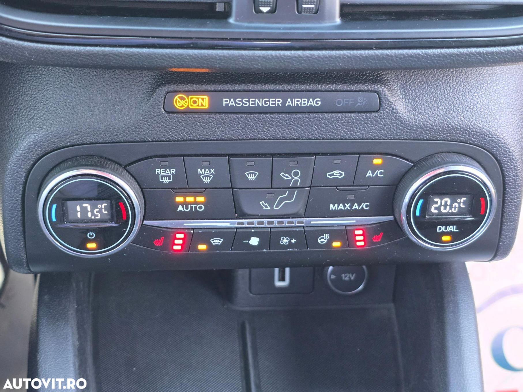 Ford Focus 1.0 EcoBoost ST-Line - 13