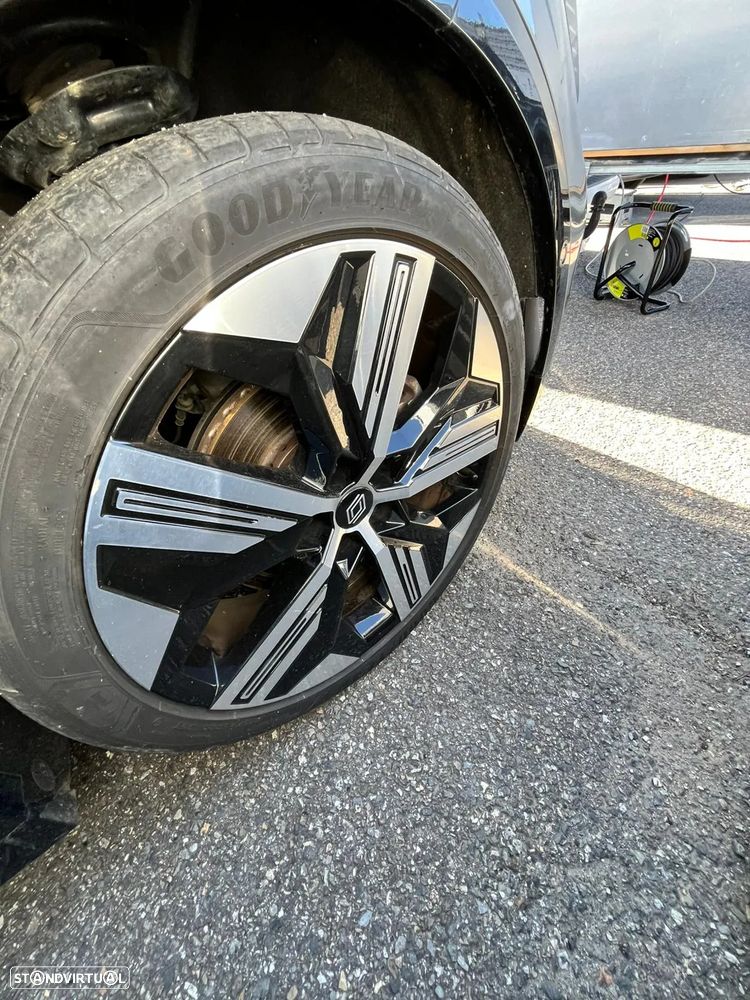 Renault Mégane E-Tech 220 Comfort Range Iconic - 12