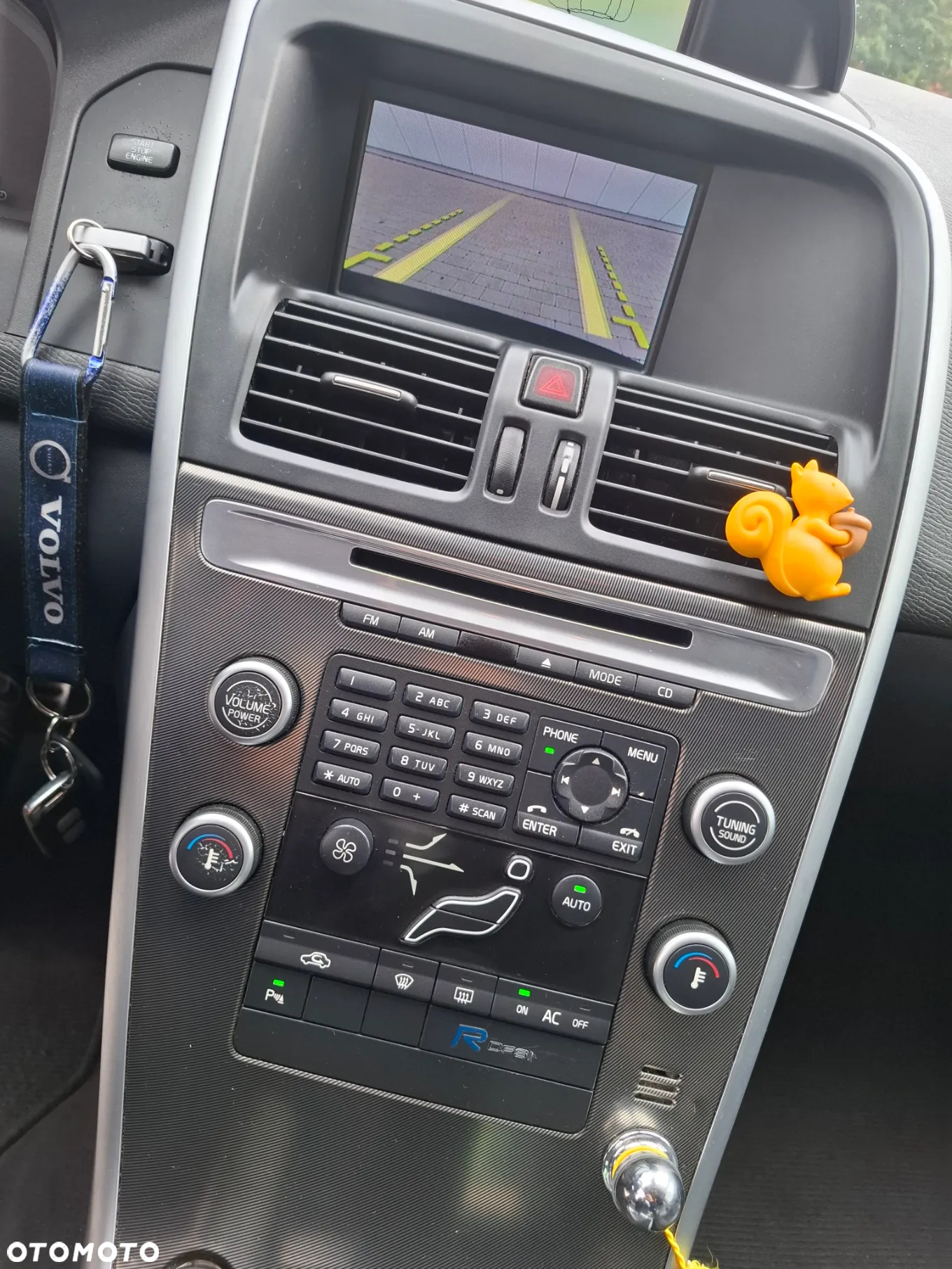 Volvo XC 60 D3 R Design - 12