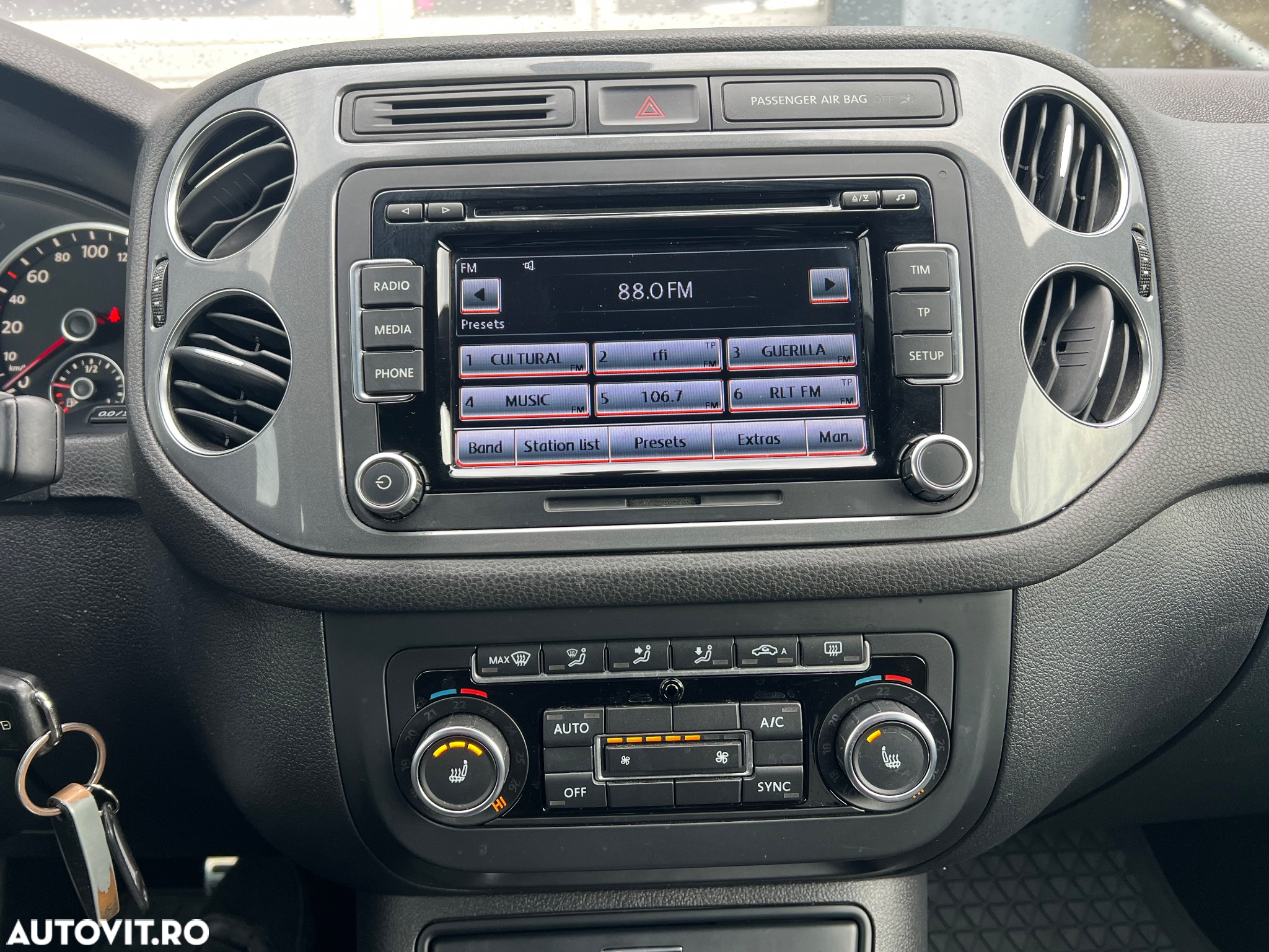 Volkswagen Tiguan 2.0 TDI 4Motion DSG Sport & Style - 8
