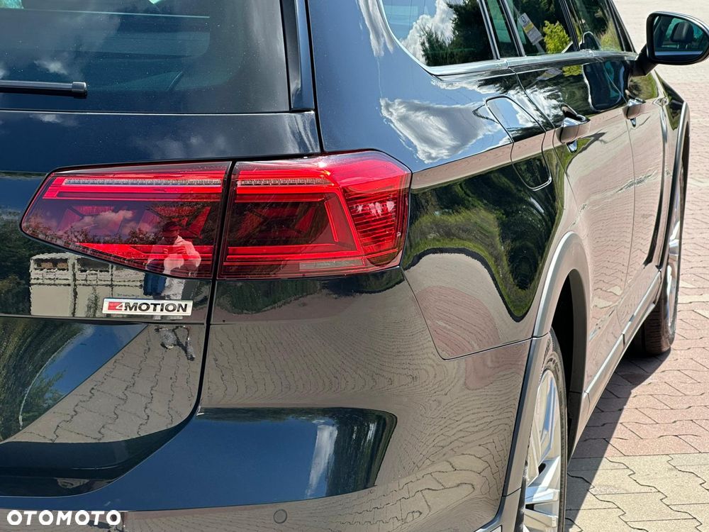 Volkswagen Passat Alltrack 2.0 TDI SCR DSG 4Motion - 12