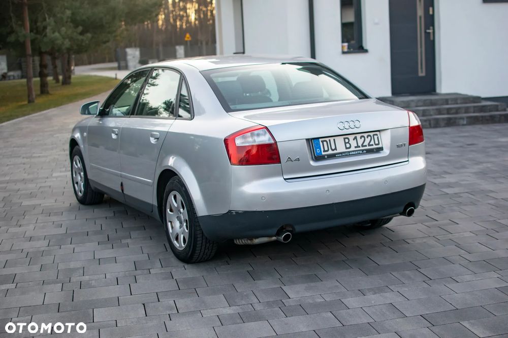 Audi A4 Avant - 23