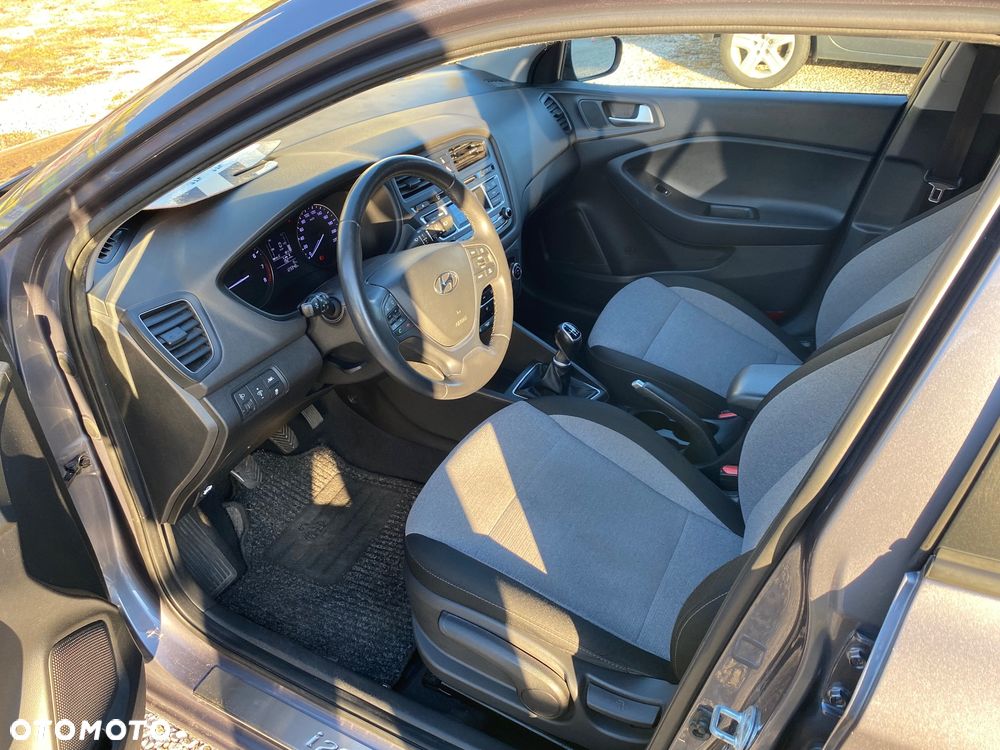 Hyundai i20 1.4 Style - 26