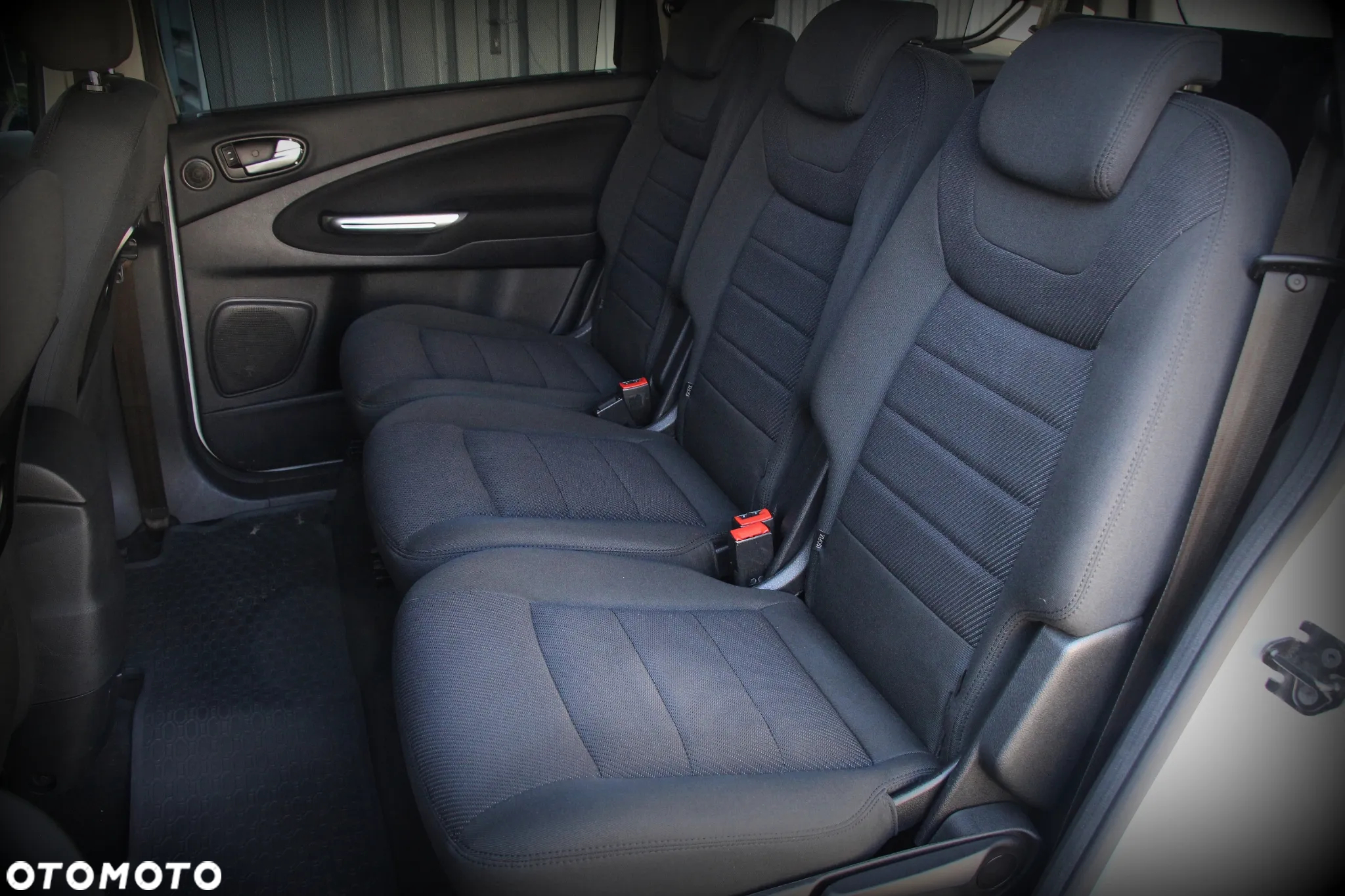 Ford Galaxy 2.0 TDCi Ghia - 17