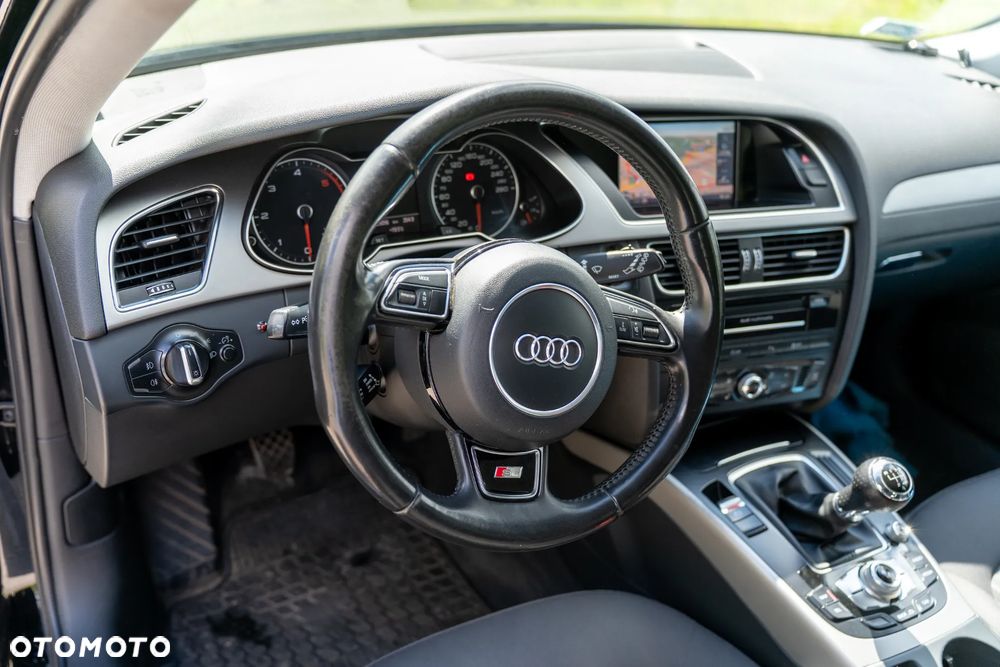 Audi A4 Avant 2.0 TDI - 15