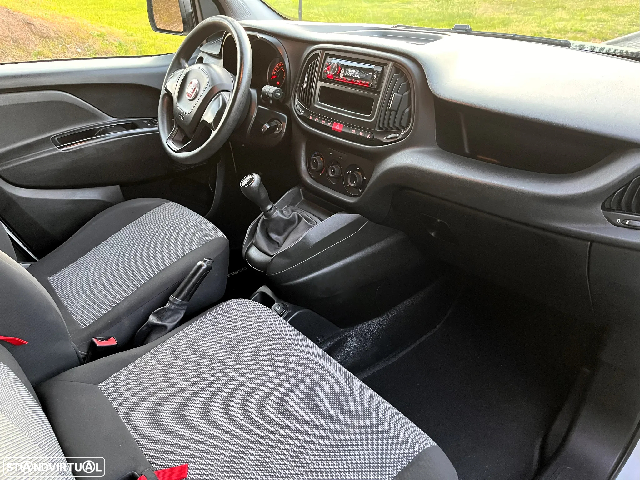 Fiat Doblò 1.3 Multijet Easy 3 Lugares - 19
