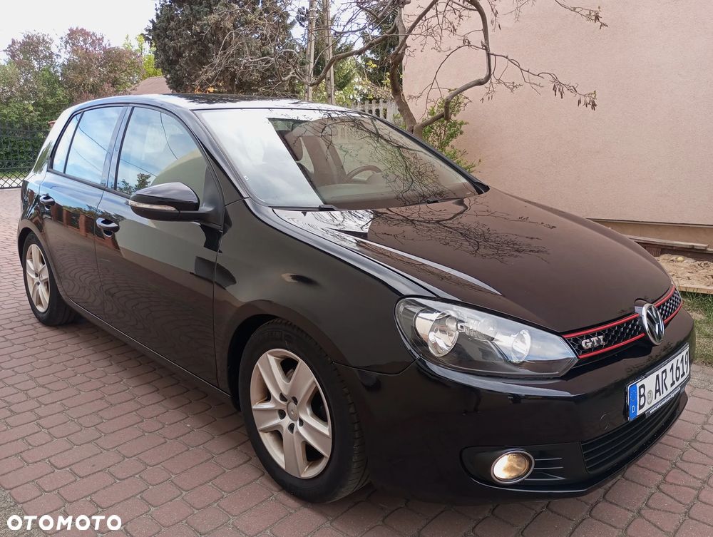 Volkswagen Golf - 10