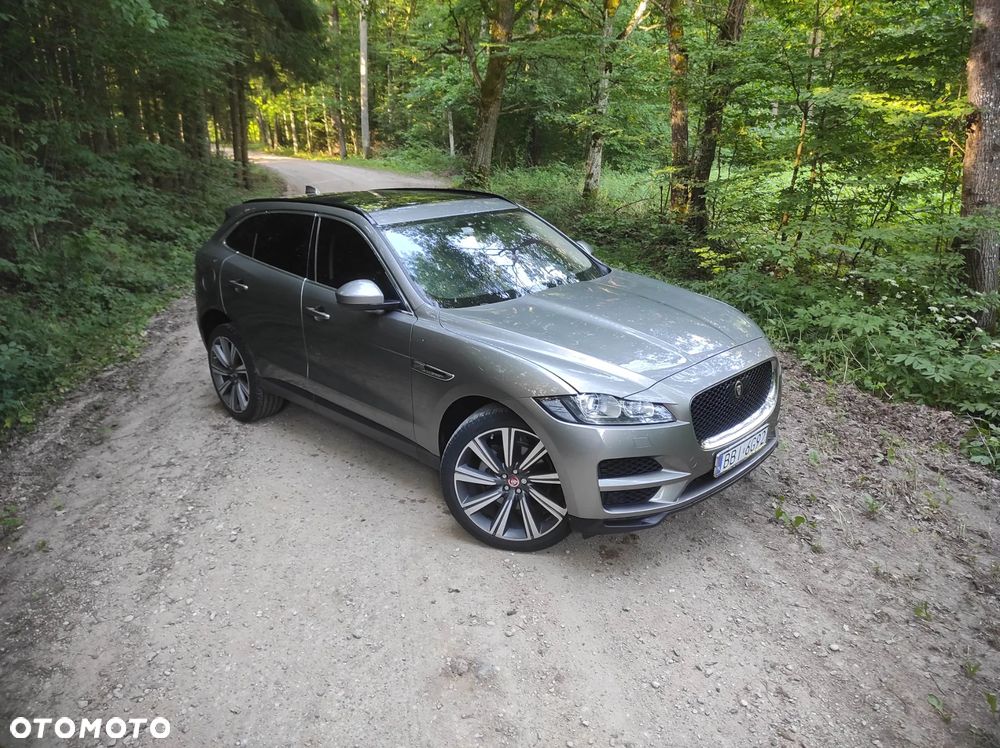 Jaguar F-Pace 30t AWD Prestige - 9