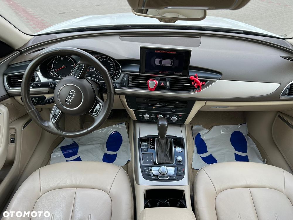 Audi A6 Avant 2.0 TDI Ultra S tronic - 9