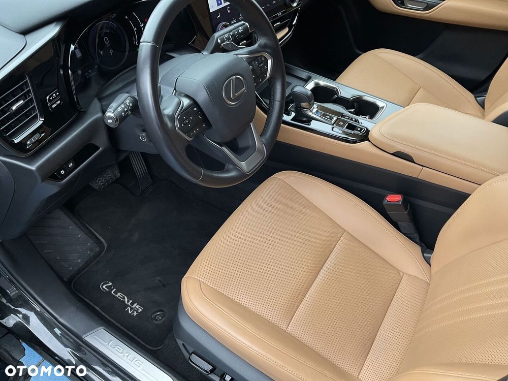 Lexus NX 350h Prestige AWD - 22