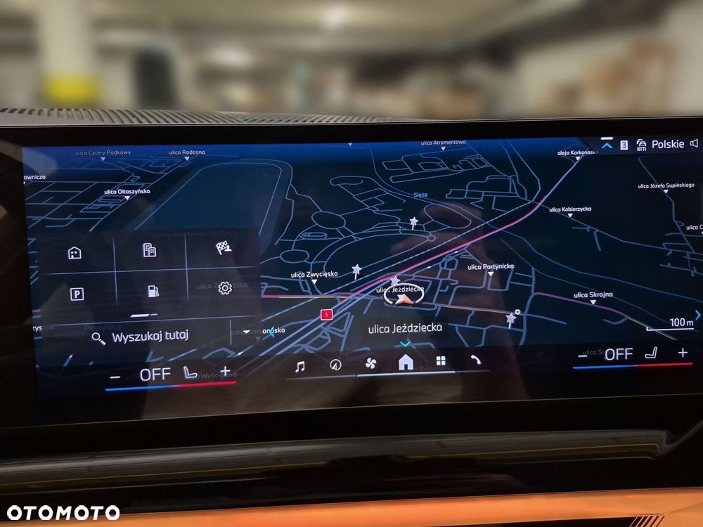 BMW Seria 5 520i mHEV - 14