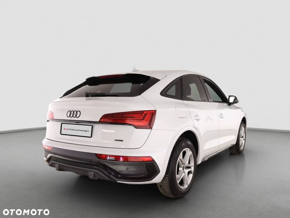 Audi Q5 Sportback - 4