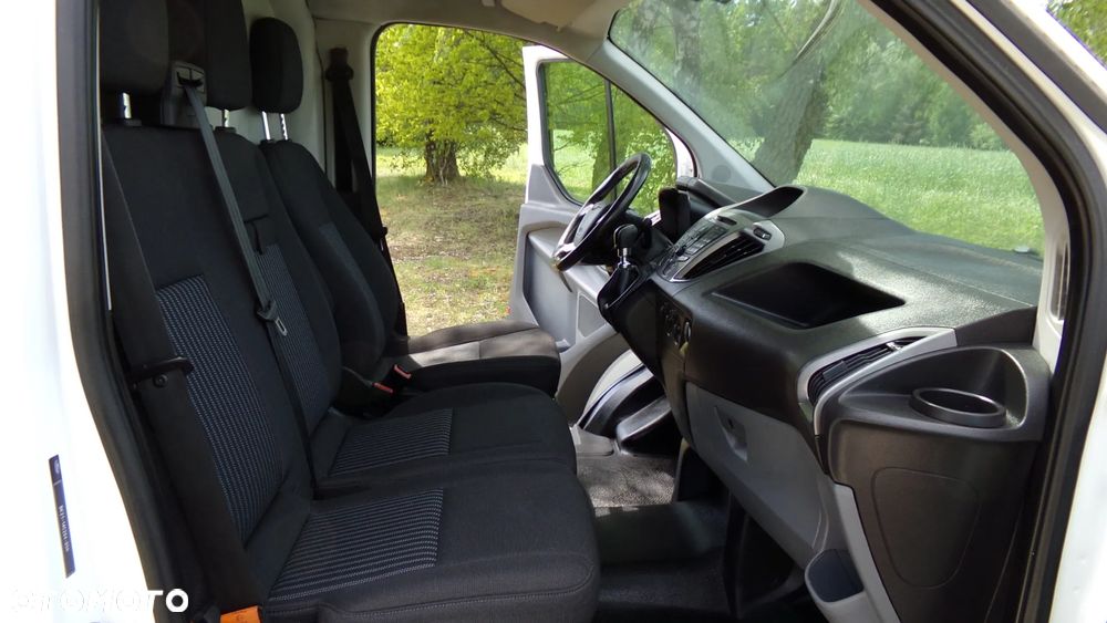 Ford TRANSIT CUSTOM 2.2TDCi * KLIMA * NAVI * ZADBANY ! - 18