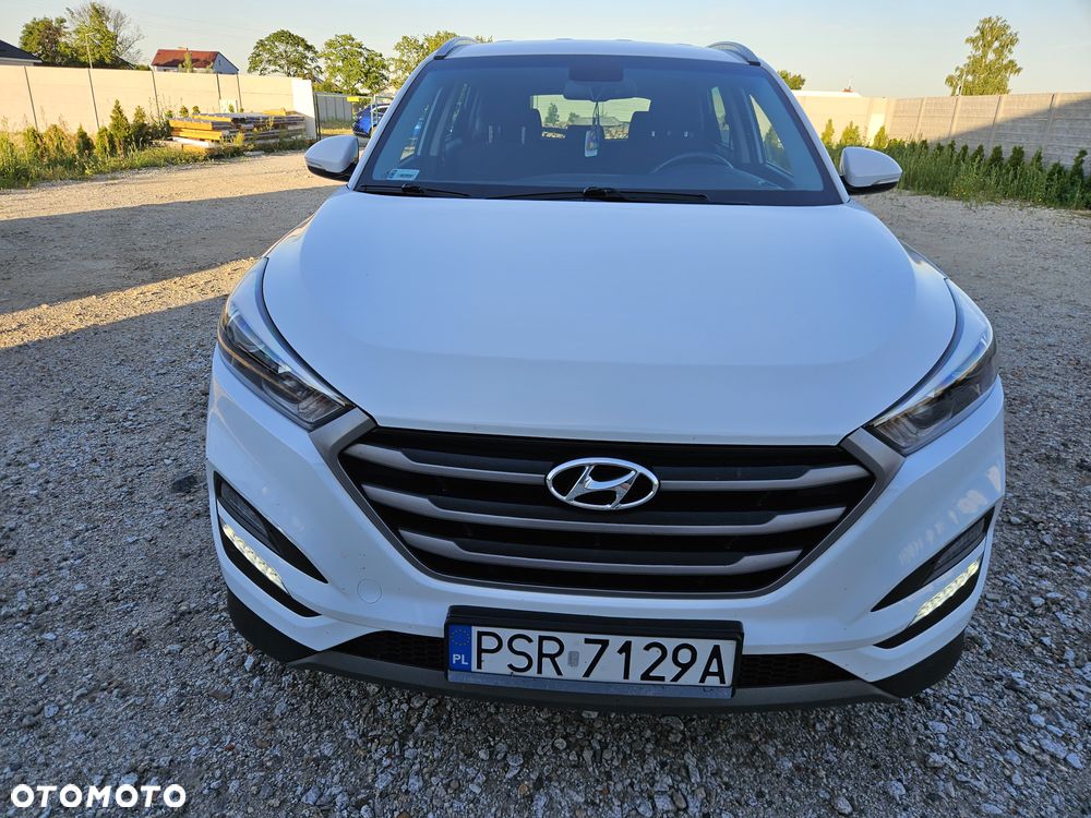 Hyundai Tucson 1.6 GDI BlueDrive GO 2WD - 21