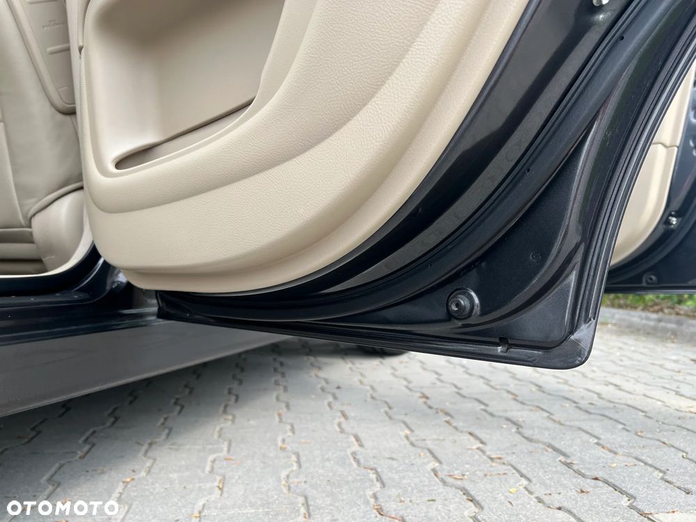 Lexus IS 200 Prestige - 16