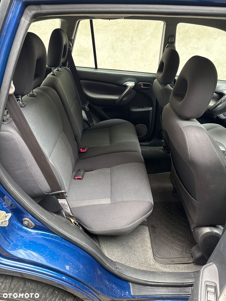 Toyota RAV4 2.0 D-4D 4x4 - 14