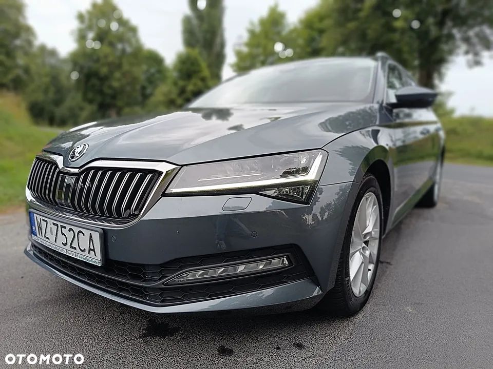 Skoda Superb 2.0 TDI Ambition DSG - 38