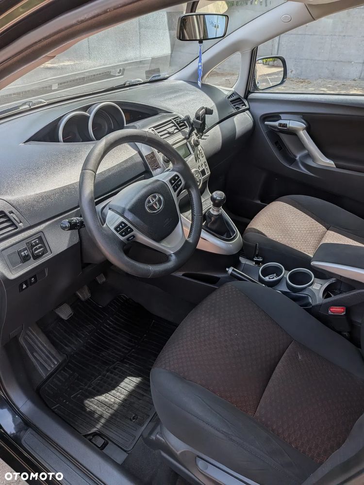 Toyota Verso - 19