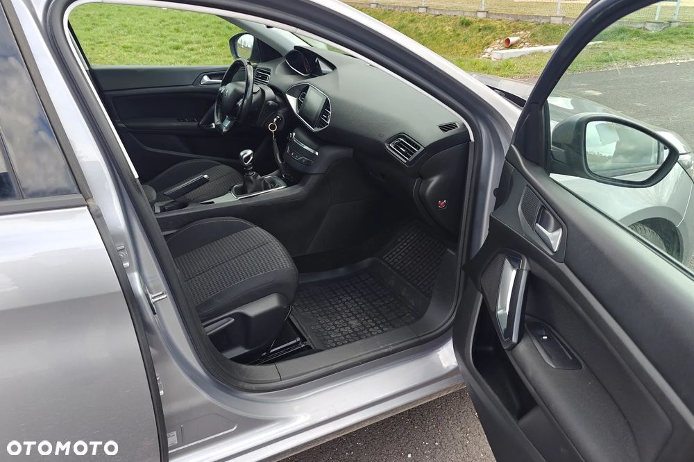 Peugeot 308 1.5 BlueHDi Active S&S - 9