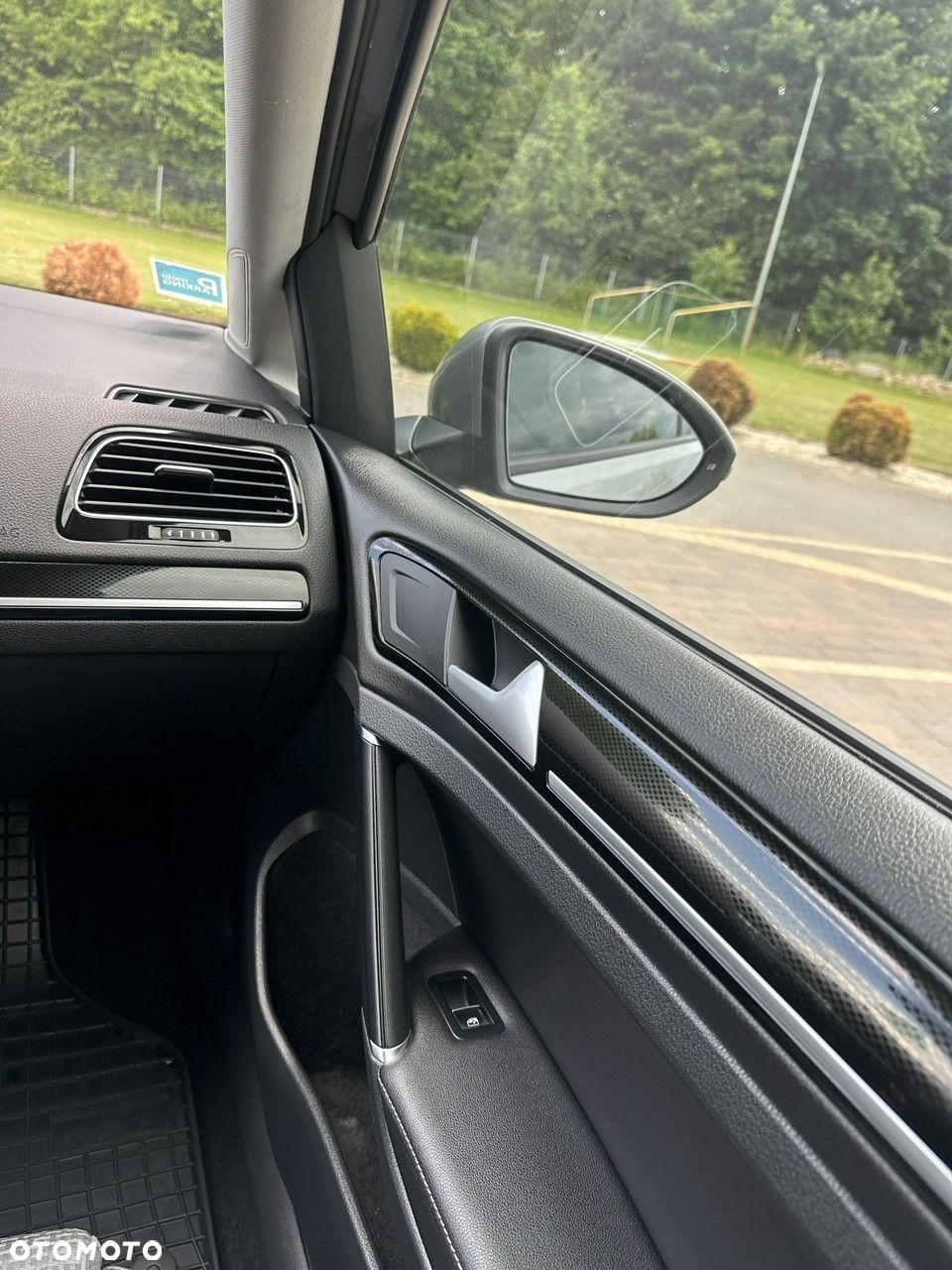 Volkswagen Golf - 21