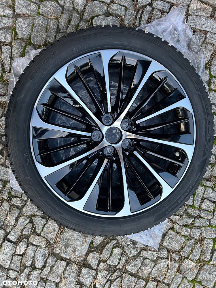 Lexus LS - 19