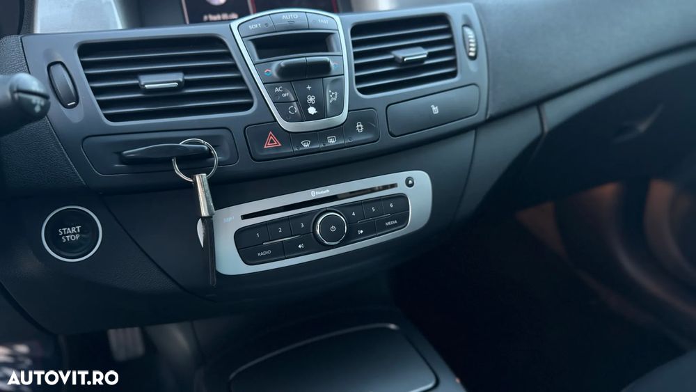 Renault Laguna Grandtour dCi 150 FAP Start-Stop Limited - 17