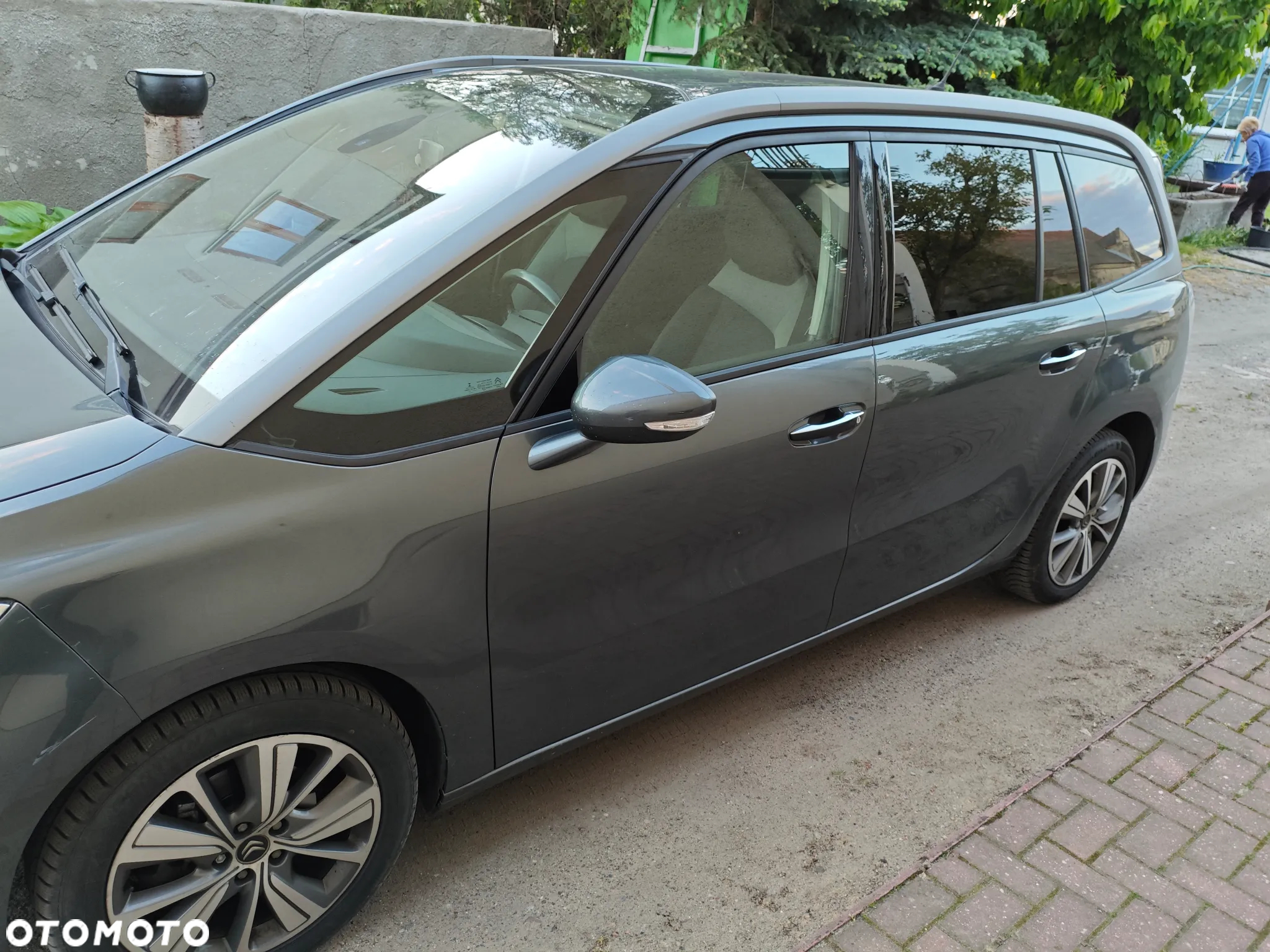 Citroën C4 Grand Picasso 1.6 BlueHDi MoreLife - 2