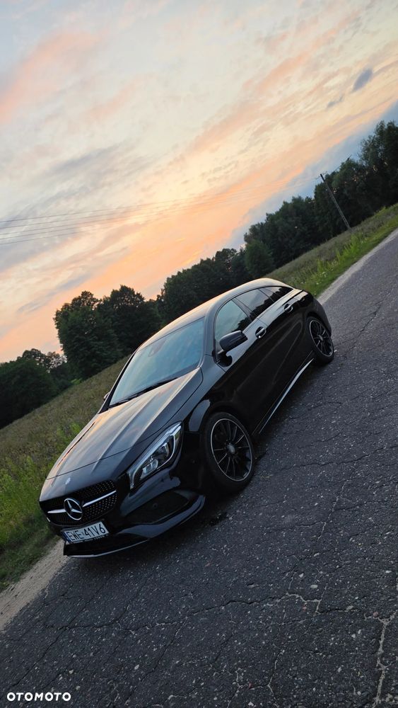 Mercedes-Benz CLA 220 d 7G-DCT - 17