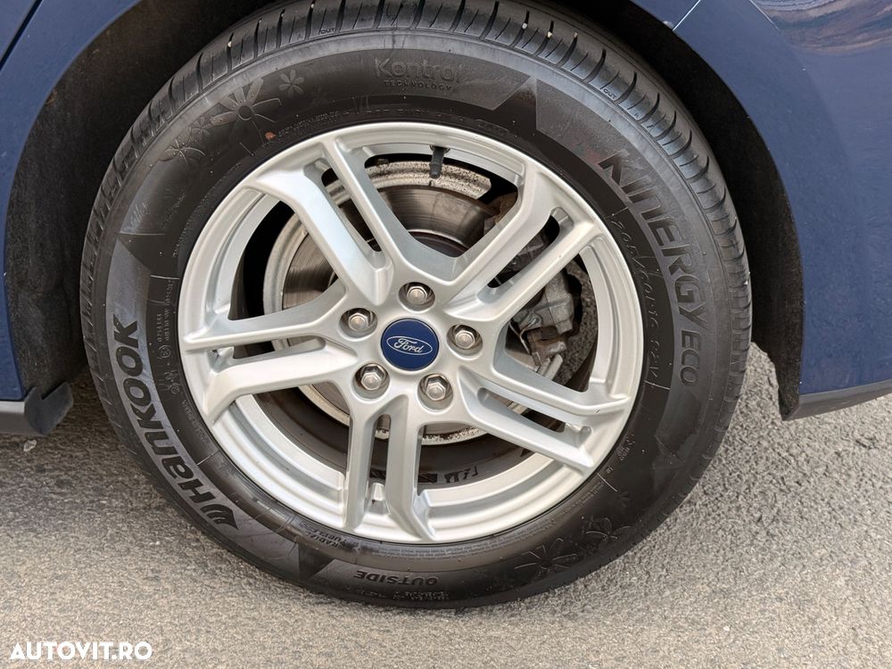 Ford Focus - 16