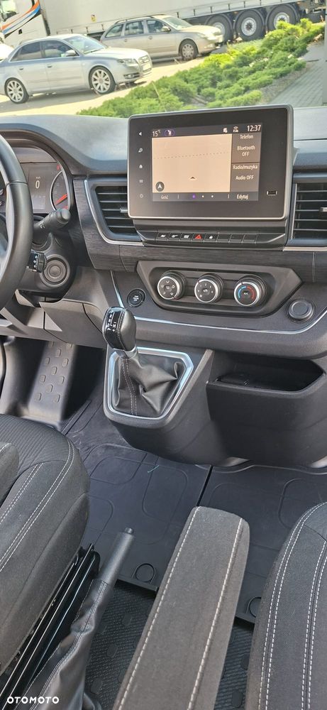 Renault Trafic 2.0 dCi EDC - 15