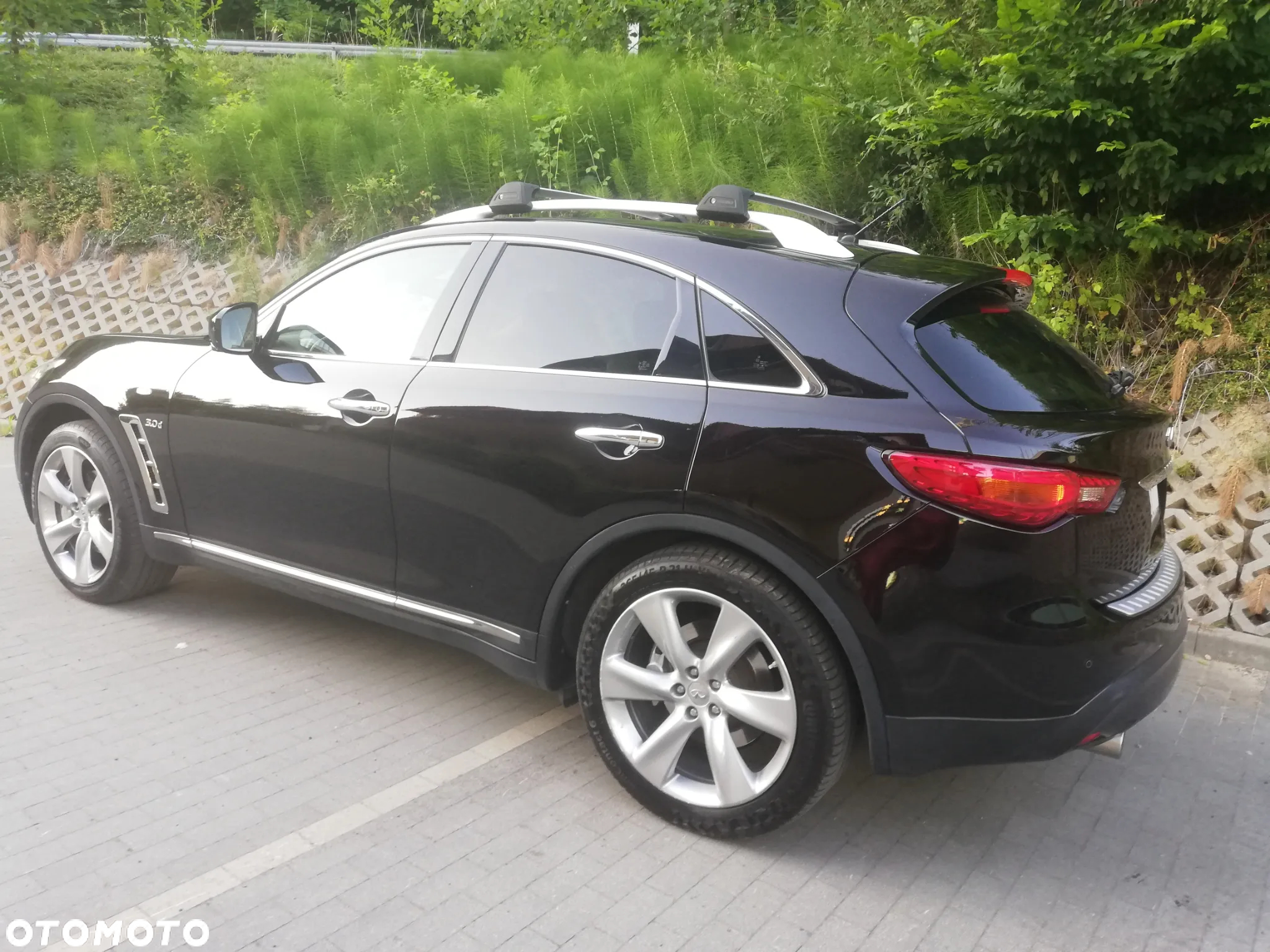 Infiniti QX70 3.0d S Premium - 11