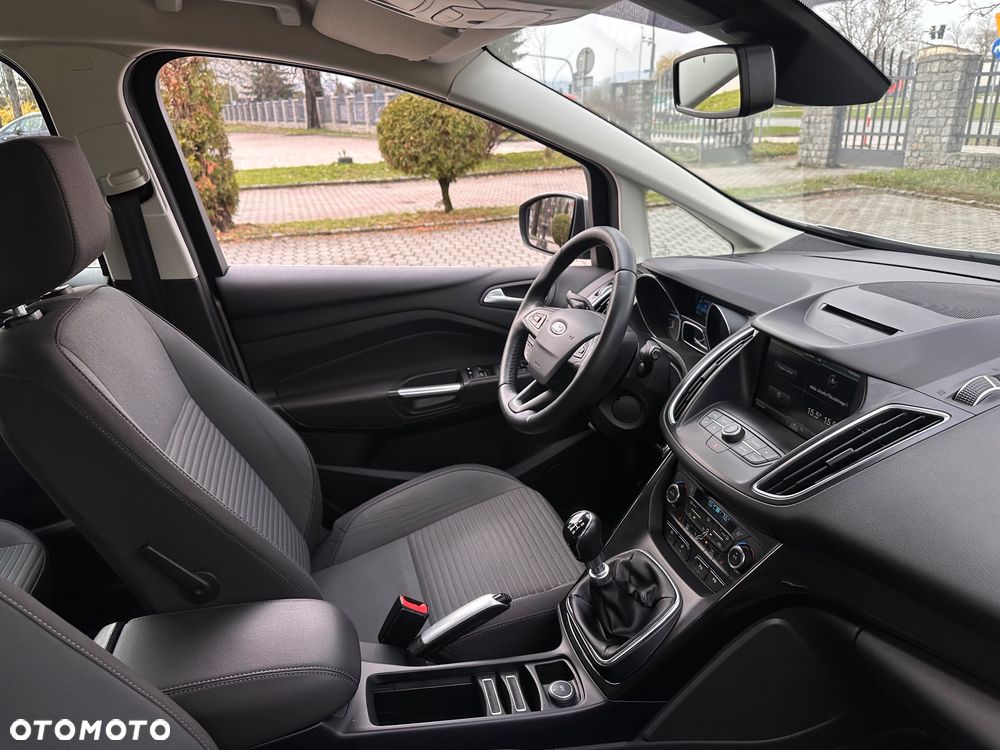 Ford C-MAX 2.0 TDCi Start-Stop-System Titanium - 33
