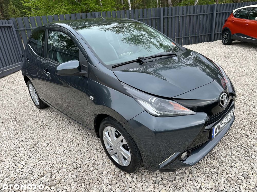 Toyota Aygo x-clusiv - 7