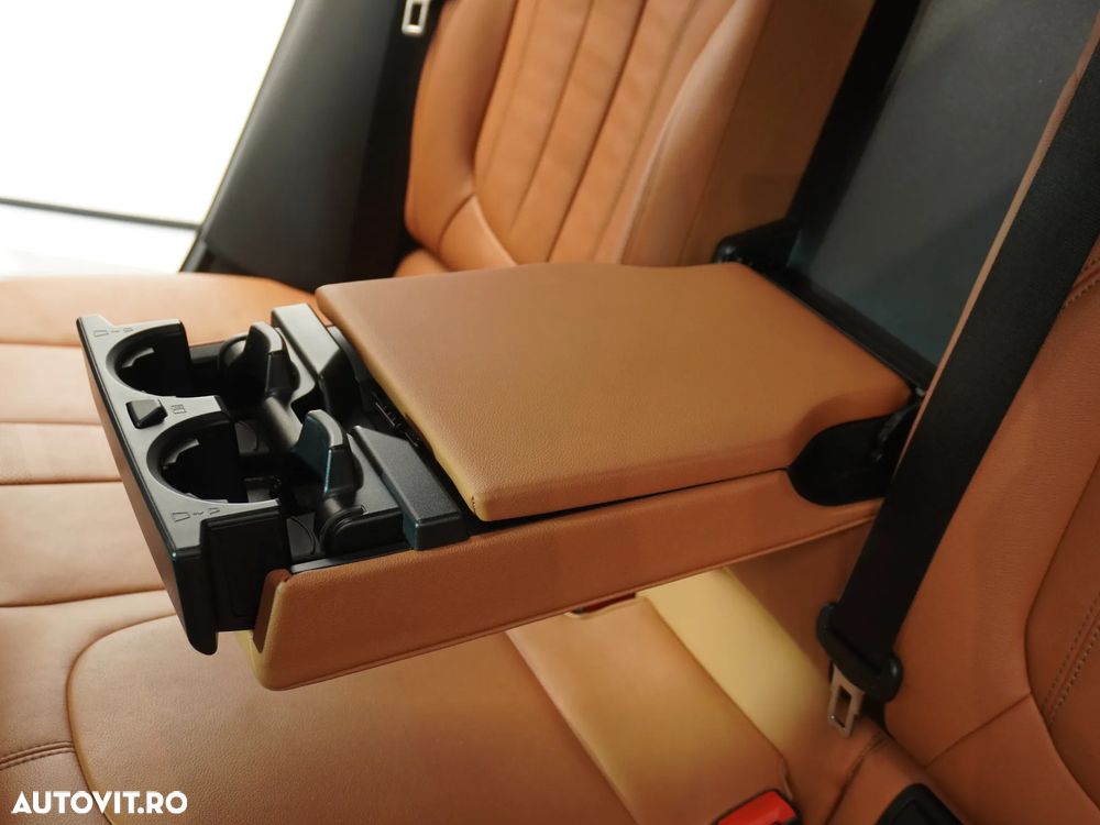 BMW X6 2021 — imagine 58