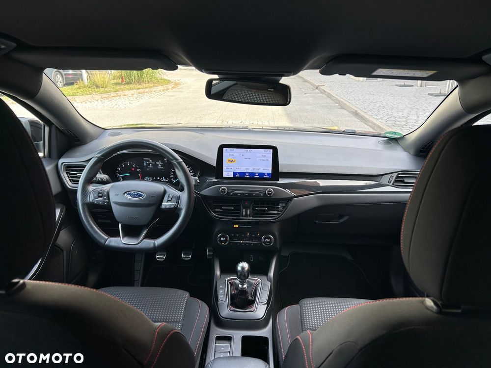 Ford Focus 1.5 EcoBoost STart-Stopp-System ST-LINE - 24