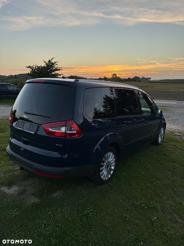 Ford Galaxy - 4