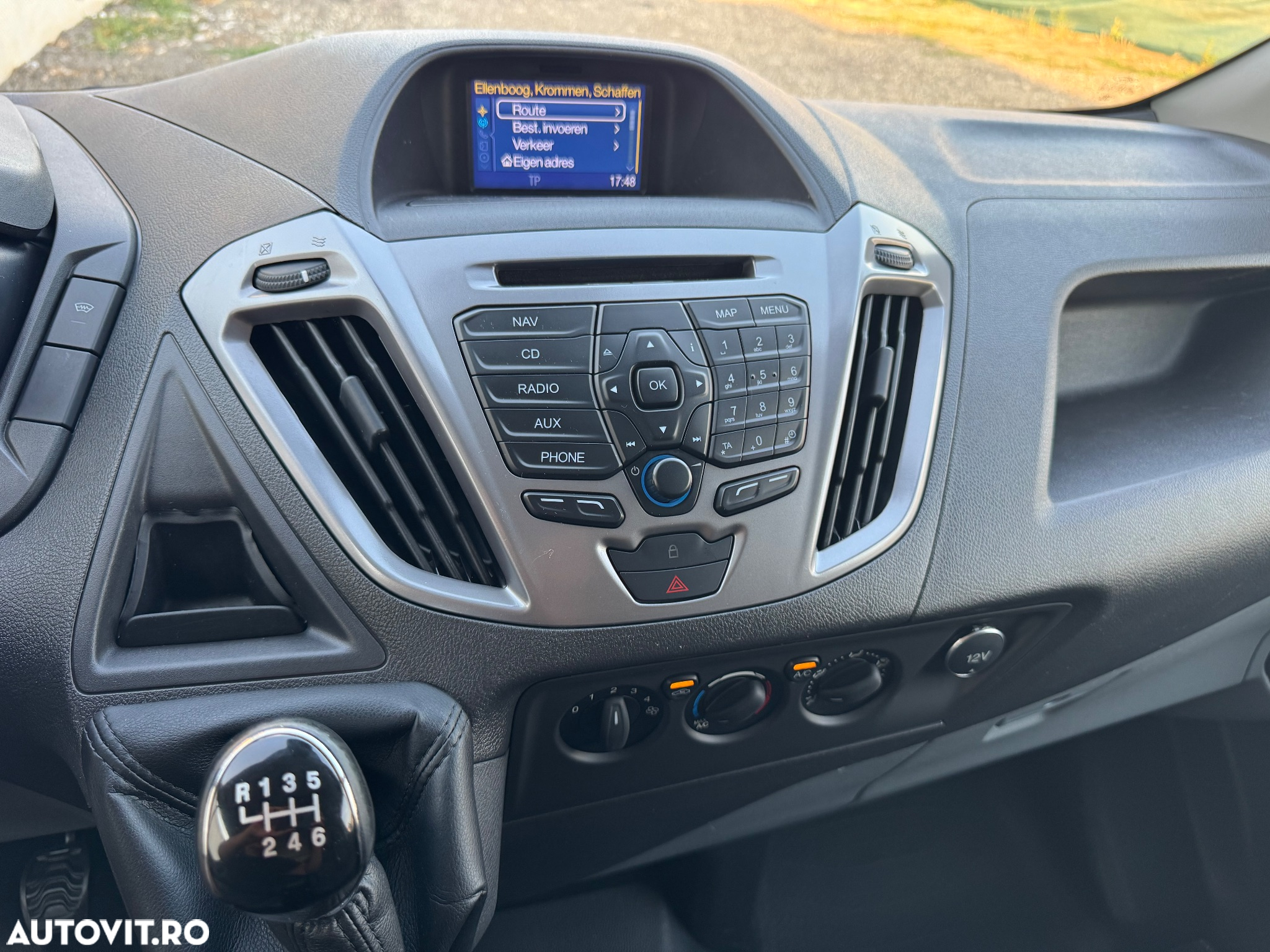 Ford Transit Custom - 14