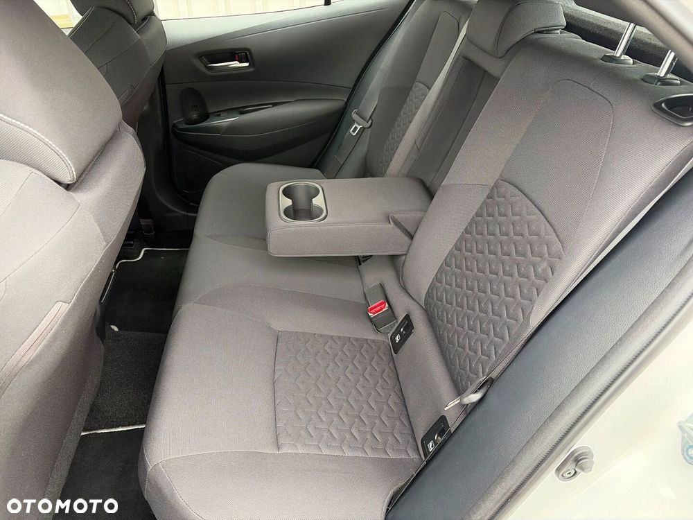 Toyota Corolla 1.8 Hybrid GPF Comfort - 12