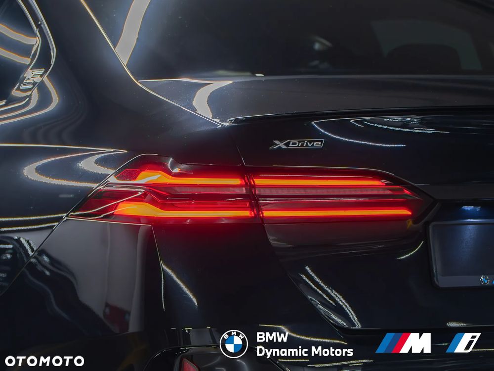 BMW Seria 5 - 11