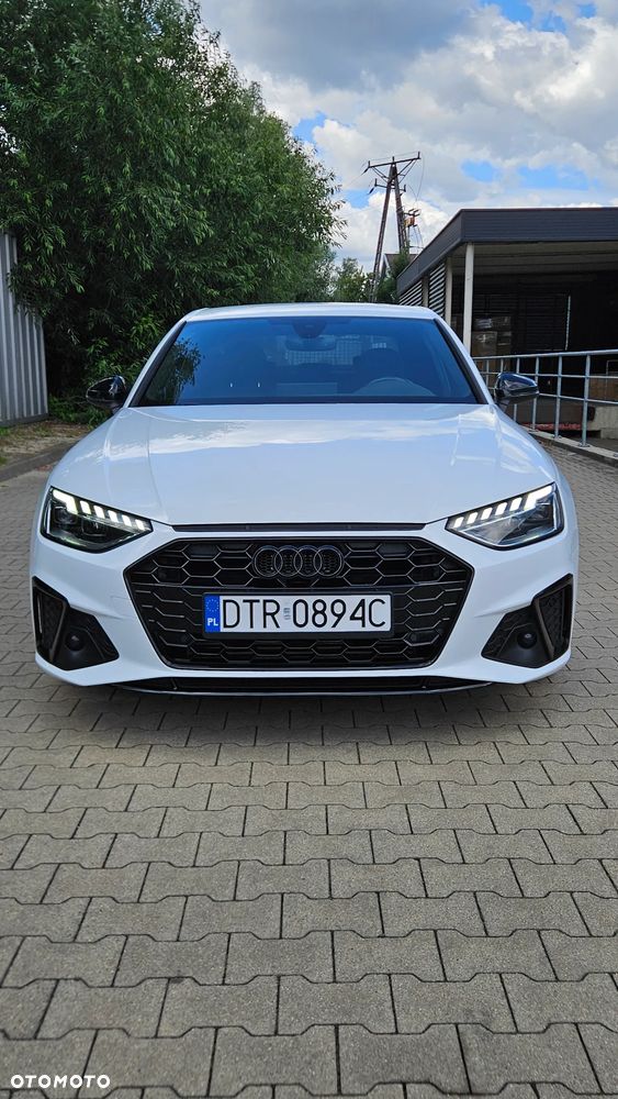 Audi A4 Limousine 35 TFSI mHEV S Line S tronic - 3