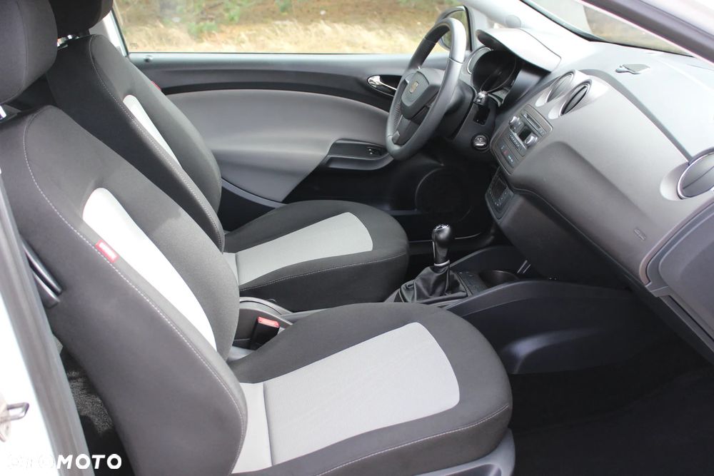 Seat Ibiza SC 1.4 16V Sport - 21