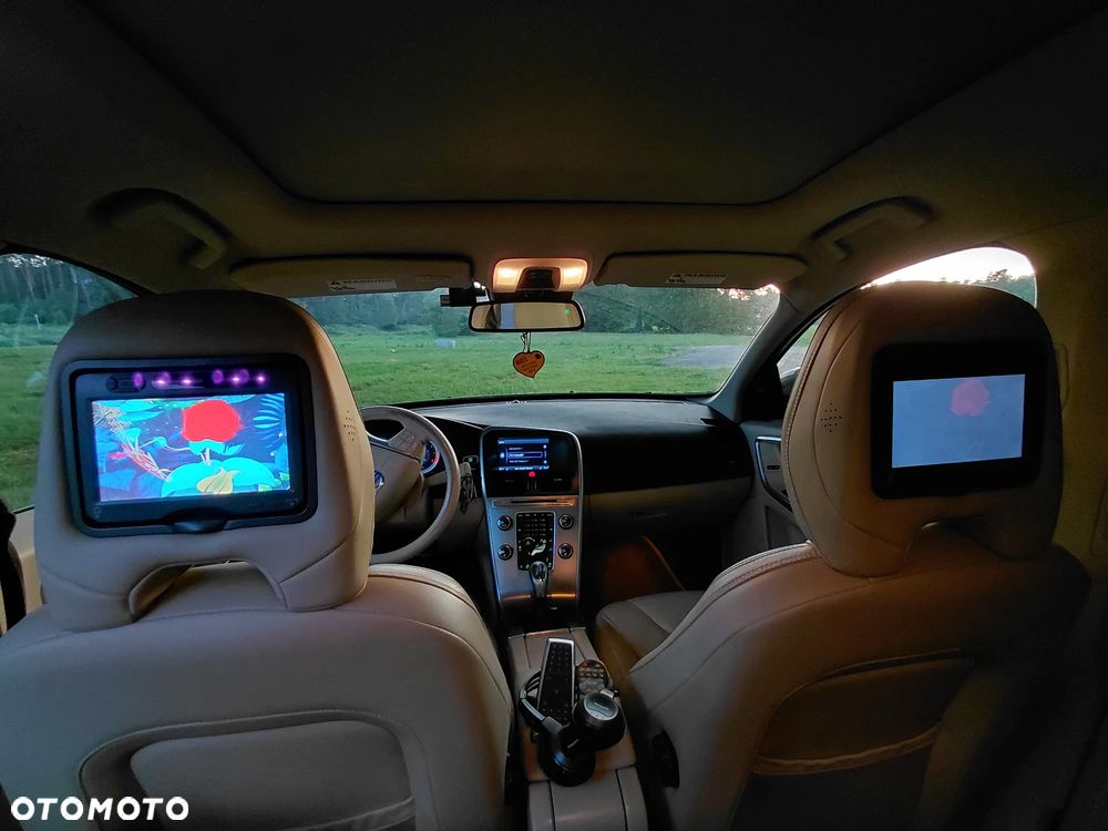 Volvo XC 60 T6 AWD Kinetic - 7