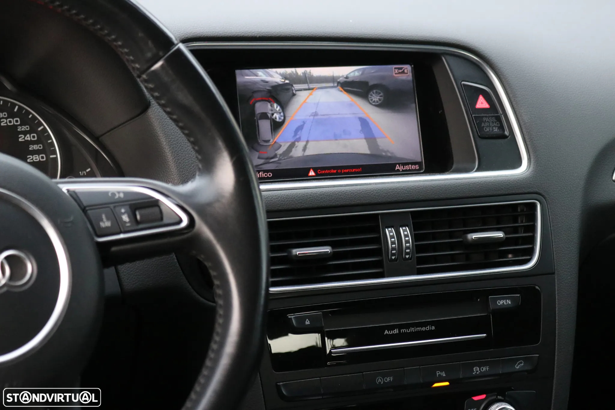Audi Q5 2.0 TDi S-line - 37