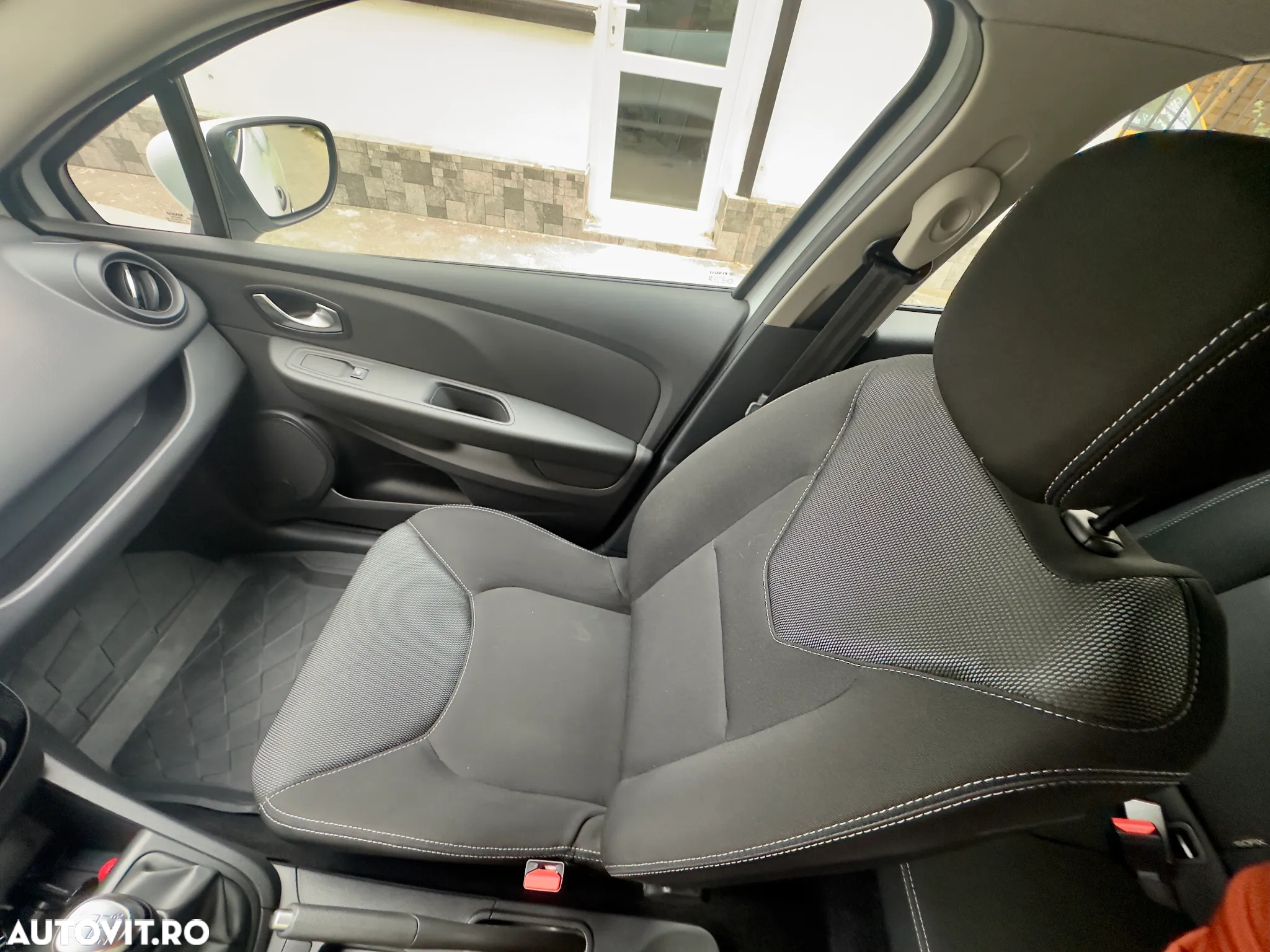 Renault Clio IV TCe Life Evo - 5