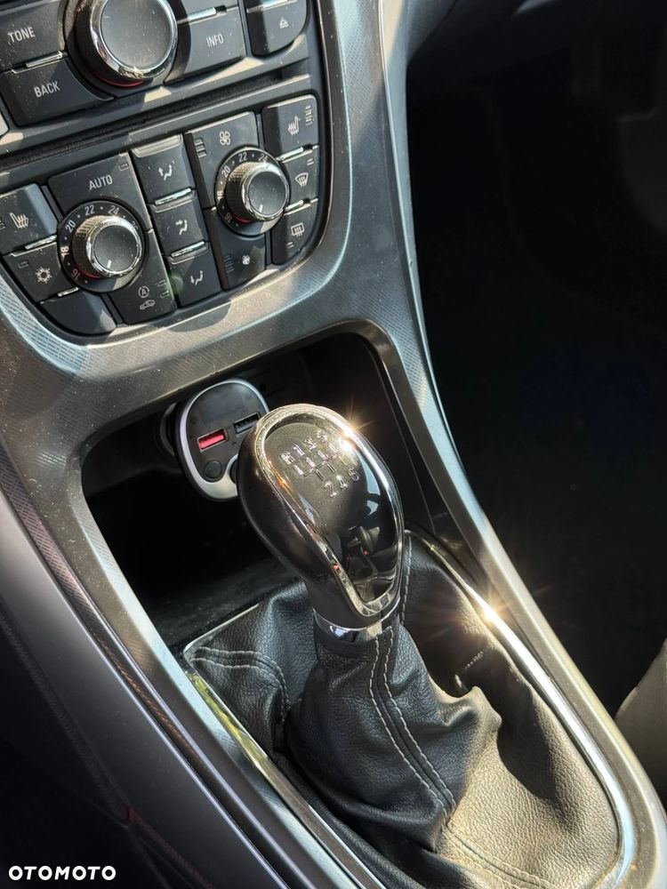 Opel Astra 1.4 Turbo - 24